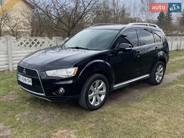 Авто Mitsubishi Outlander Xl 2010 № 8655350
