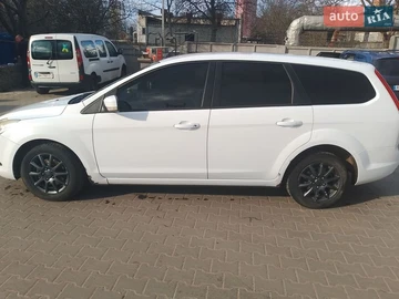 Авто Ford Focus 2010 № 8655863