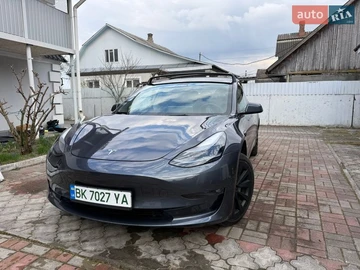 Авто Tesla Model 3 2023 № 8656201