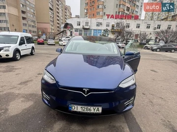 Авто Tesla Model X 2018 № 8656221