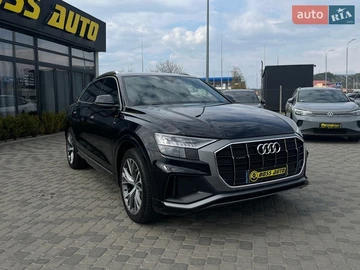 Авто Audi Q8 2019 № 8656247