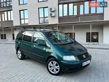Авто Volkswagen Sharan 2002 № 8656455