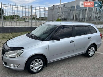 Авто Skoda Fabia 2012 № 8656462