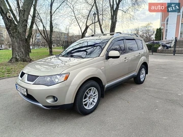 Авто Mitsubishi Outlander Xl 2008 № 8656510