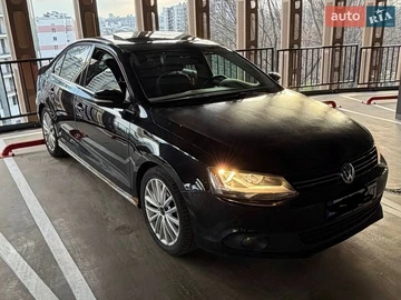 Авто Volkswagen Jetta 2011 № 8656554