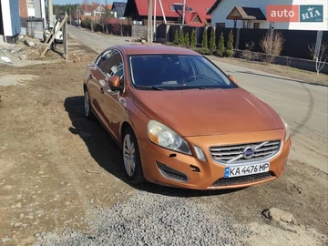 Авто Volvo S60 2012 № 8656750
