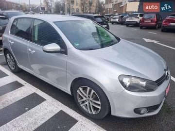 Авто Volkswagen Golf 2011 № 8656758
