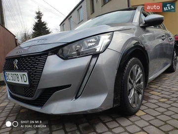 Авто Peugeot E-208 2019 № 8656820