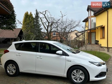 Авто Toyota Auris 2018 № 8656893