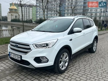 Авто Ford Kuga 2019 № 8657082