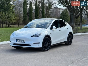 Авто Tesla Model Y 2022 № 8657116