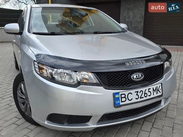 Авто KIA Cerato 2009 № 8657351