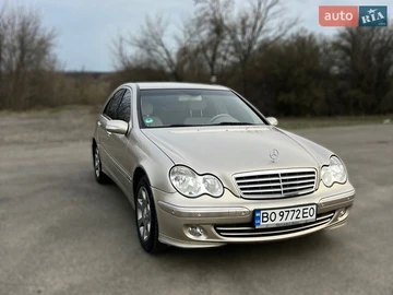 Авто Mercedes C-Class 2004 № 8657353