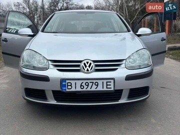Авто Volkswagen Golf 2005 № 8657363