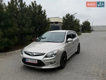 Авто Hyundai I30 2011 № 8657506
