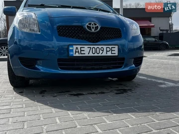 Авто Toyota Yaris 2007 № 8657834