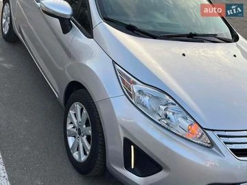 Авто Ford Fiesta 2013 № 8657900