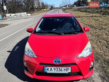 Авто Toyota Aqua 2012 № 8657910