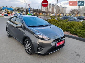 Авто Toyota Aqua 2018 № 8657915