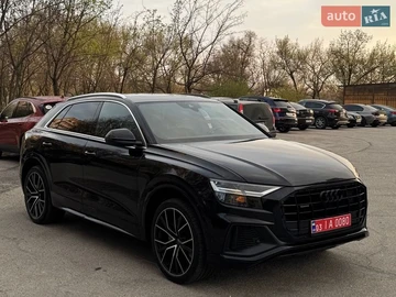 Авто Audi Q8 2019 № 8658157