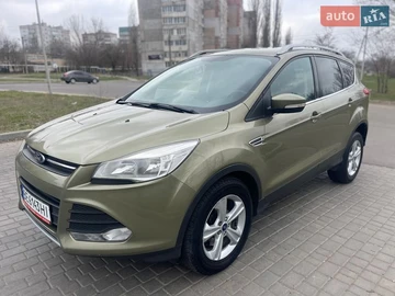 Авто Ford Kuga 2013 № 8658248