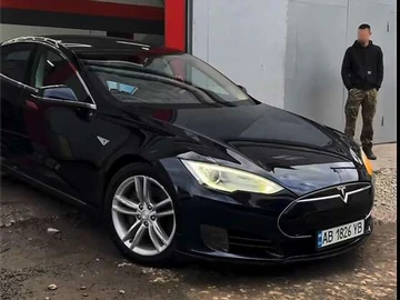 Авто Tesla Model S 2013 № 8658374