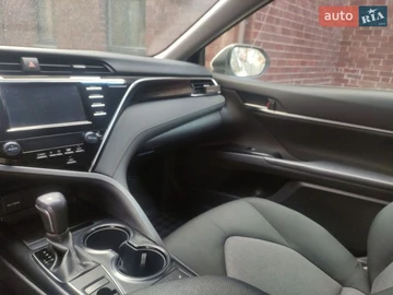 Авто Toyota Camry 2018 № 8658391