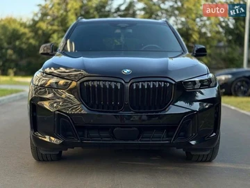 Авто BMW X5 2023 № 8658439