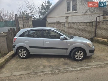 Авто KIA Rio 2008 № 8658474