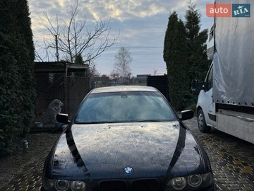 Авто BMW 5 Series 2003 № 8658488