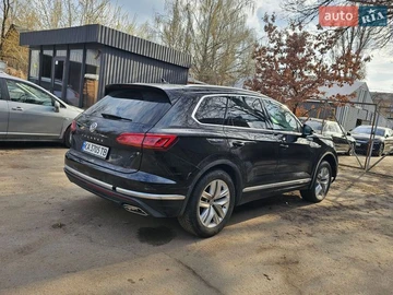 Авто Volkswagen Touareg 2019 № 8658699