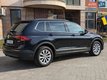 Авто Volkswagen Tiguan 2017 № 8658709
