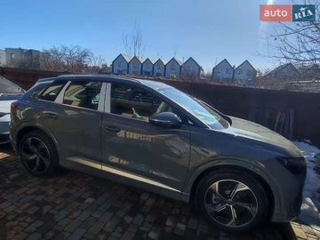 Авто Audi Q4 E-Tron 2025 № 8658879