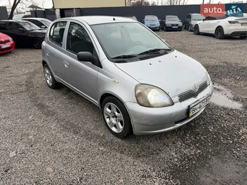 Авто Toyota Yaris 2002 № 8658910