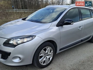 Авто Renault Megane 2011 № 8659010