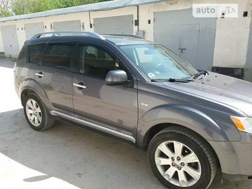 Авто Mitsubishi Outlander Xl 2008 № 8659178
