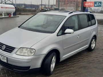 Авто Volkswagen Touran 2004 № 8659315