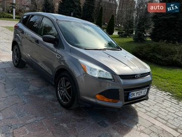 Авто Ford Escape 2013 № 8659604