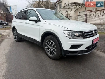 Авто Volkswagen Tiguan 2020 № 8659687