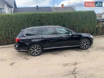 Авто Volkswagen Passat 2018 № 8659854