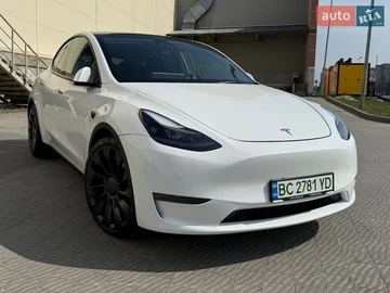 Авто Tesla Model Y 2023 № 8659877