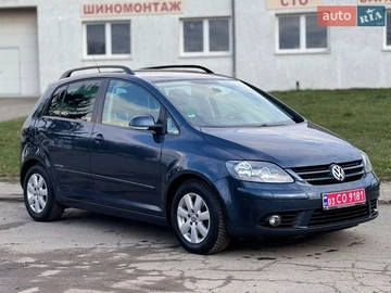 Авто Volkswagen Golf Plus 2008 № 8660185