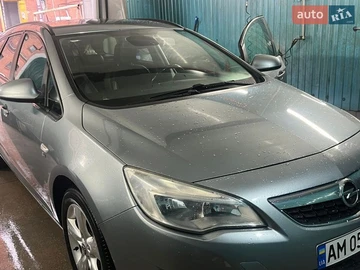 Авто Opel Astra 2012 № 8660192