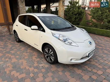 Авто Nissan Leaf 2015 № 8660193