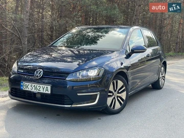 Авто Volkswagen E-Golf 2014 № 8660200