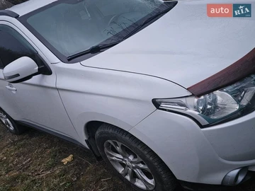 Авто Mitsubishi Outlander 2013 № 8660271