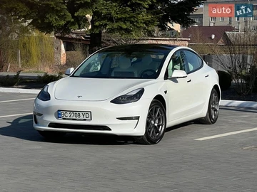 Авто Tesla Model 3 2022 № 8660452
