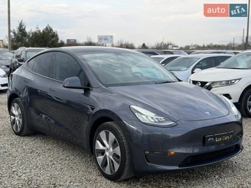 Авто Tesla Model Y 2023 № 8660516