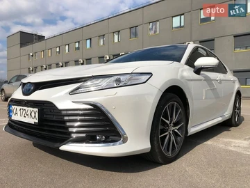 Авто Toyota Camry 2021 № 8660536
