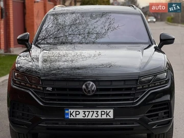 Авто Volkswagen Touareg 2019 № 8660683